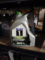 Mobil 1 ESP 5W-30  (4 литра (брак))